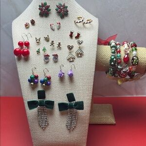 Festive Christmas Holiday Jewelry Lot